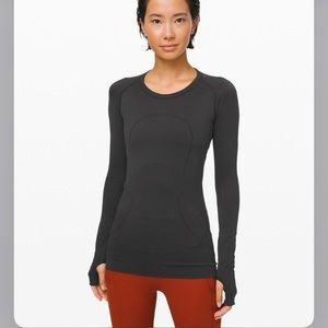 Lululemon swiftly tech black long sleeve shirt